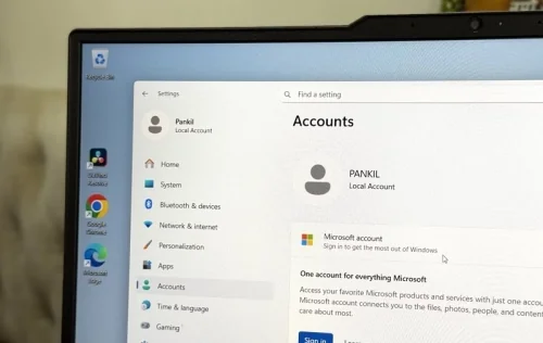 I tried using my Windows PC with a local account but it didn’t last very long